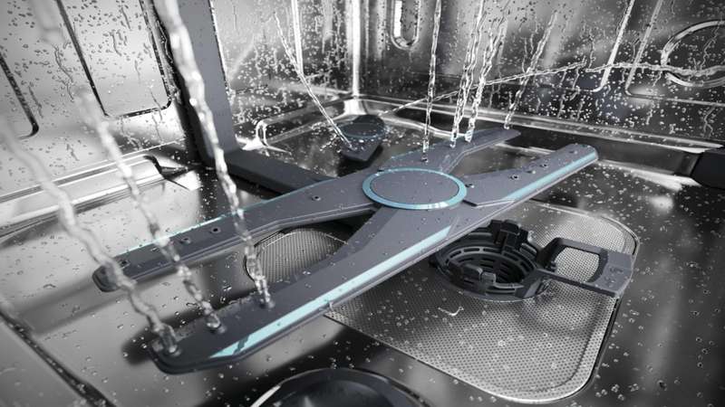 Wasser steht in der Spülmaschine: Das kannst Du tun